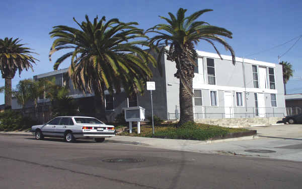 2005 Reed Ave in San Diego, CA - Building Photo - Building Photo