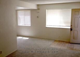 1286 S Uvalda St in Aurora, CO - Building Photo - Building Photo