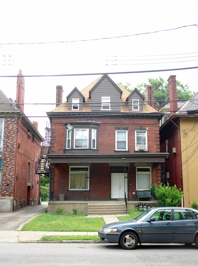 319 N Neville St in Pittsburgh, PA - Foto de edificio - Building Photo