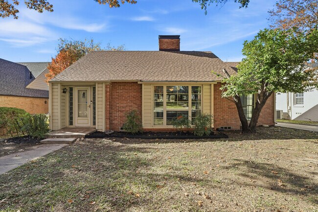 2608 Highview Terrace in Fort Worth, TX - Building Photo - Building Photo