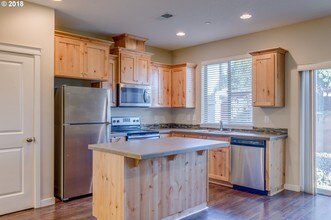 114 N 44th Pl in Ridgefield, WA - Building Photo - Building Photo