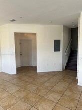 8833 NW 107th Ct, Unit 207 in Doral, FL - Building Photo - Building Photo