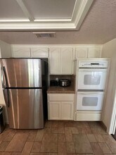 5416 Muirfield Dr in Bakersfield, CA - Foto de edificio - Building Photo