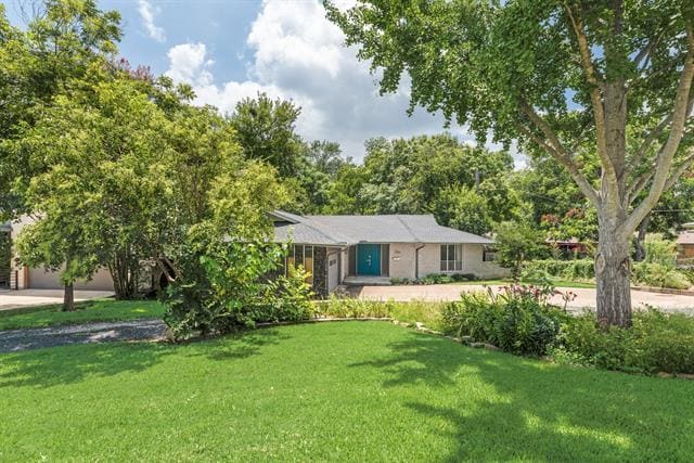 property at 7292 Williamson Rd
