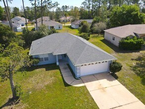 9 Zenger Ct in Palm Coast, FL - Building Photo - Building Photo