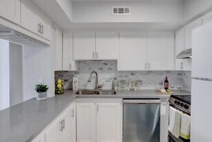 5353 Institute Ln in Houston, TX - Building Photo