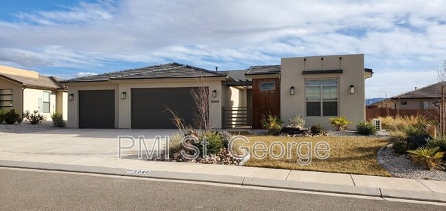 3040 E Lavatera Dr in Saint George, UT - Building Photo - Building Photo