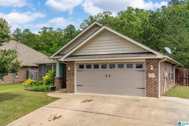 315 Ivy Hills Cir in Calera, AL - Building Photo - Building Photo