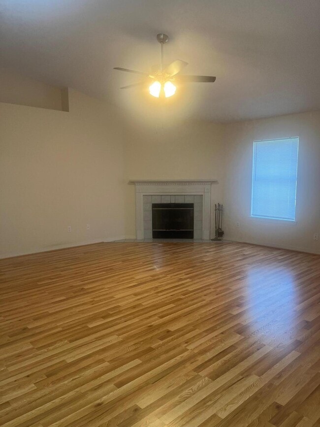 2309 Orion Lake Dr in Navarre, FL - Building Photo - Building Photo