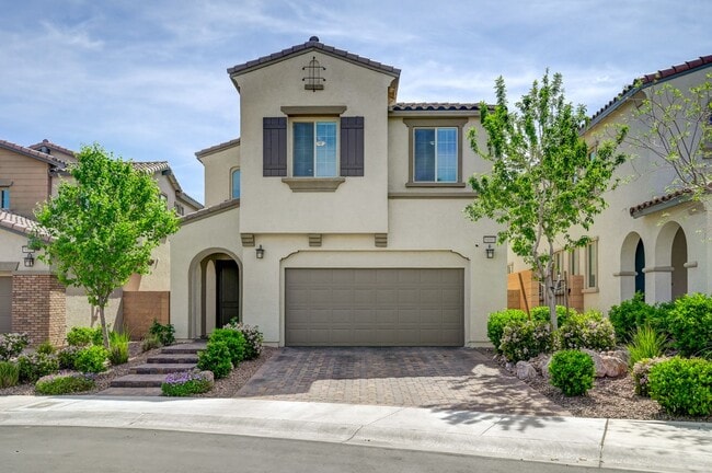 property at 10001 Desert Bighorn Ct