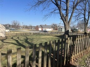 204 S 7th St in Mount Wolf, PA - Building Photo - Building Photo