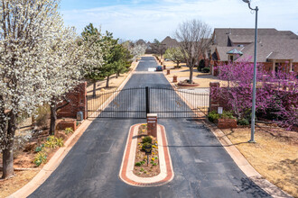 6532 NW 109th Pl in Oklahoma City, OK - Foto de edificio - Building Photo