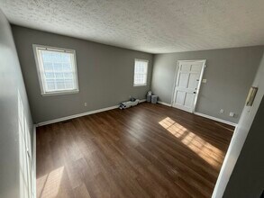 2801 Winter Garden in Lexington, KY - Building Photo - Building Photo