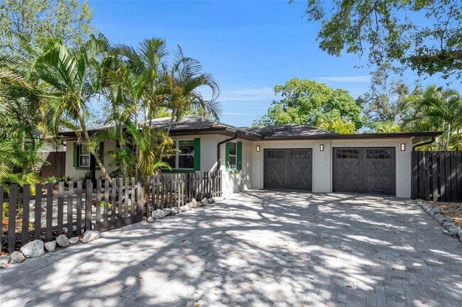 property at 510 N Osprey Ave