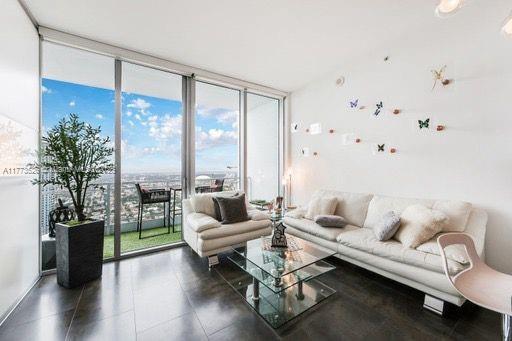 property at 92 SW 3rd St