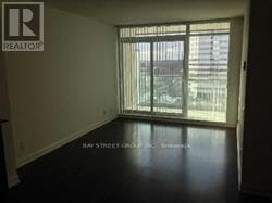 17-817 Anndale Dr in Toronto, ON - Building Photo - Building Photo