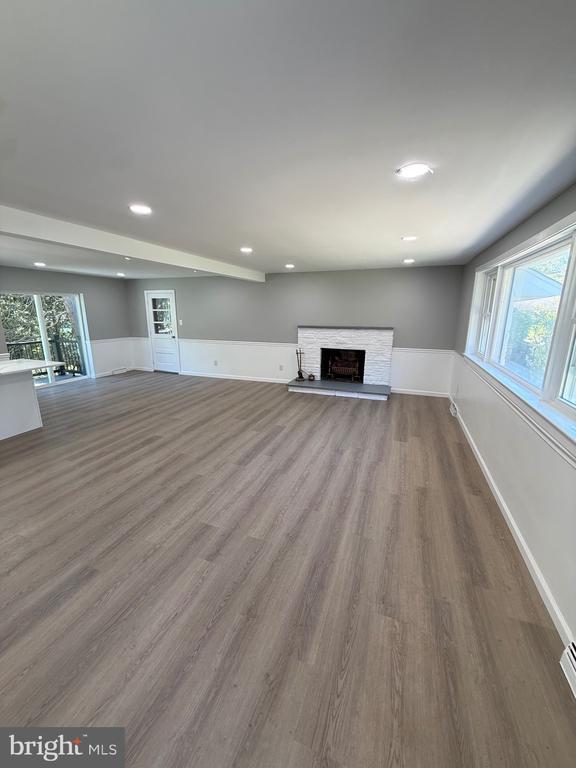 property at 1300 Kirks Ln