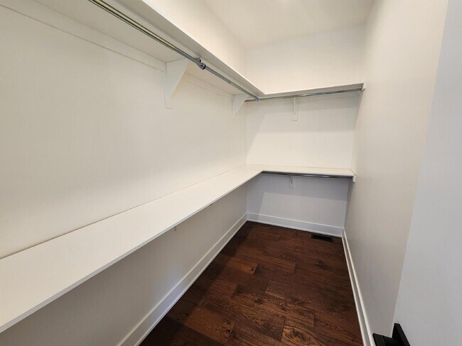 864 Woodroffe Ave in Ottawa, ON - Building Photo - Building Photo