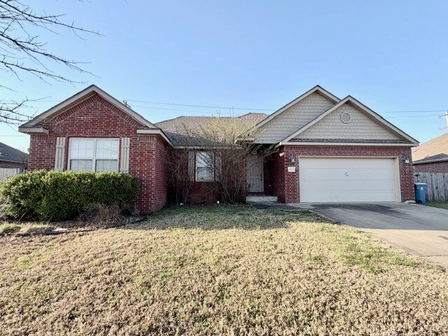 2903 SW Tanglewood Ave in Bentonville, AR - Foto de edificio