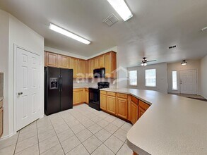6101 Marsh Rail Dr in Denton, TX - Building Photo - Building Photo