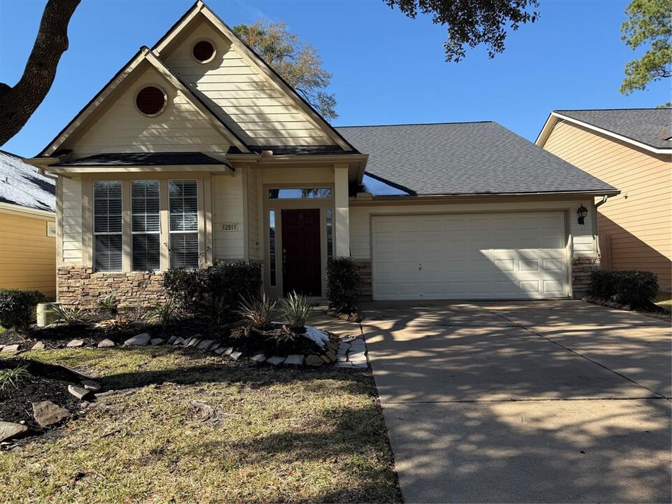 12911 Tall Spruce Dr in Cypress, TX - Building Photo