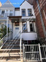 62 Van Reypen St in Jersey City, NJ - Building Photo
