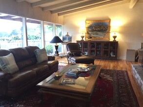 3256 Martin Rd in Carmel, CA - Building Photo - Building Photo