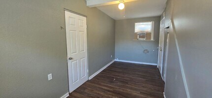 1439 James Ave S in St. Petersburg, FL - Building Photo - Building Photo