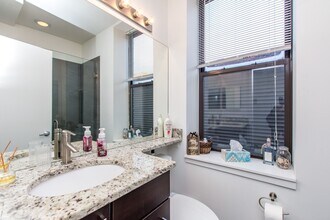 1618 N Marshfield Ave in Chicago, IL - Building Photo - Building Photo