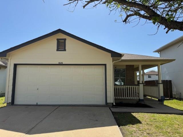 16116 Hamilton Point Cir in Manor, TX - Building Photo