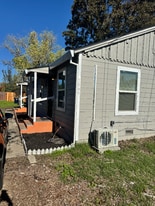 1161 Acacia Ave in Sacramento, CA - Building Photo