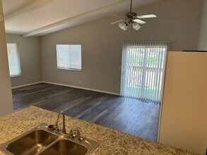 2557 S Dover St in Lakewood, CO - Building Photo - Building Photo
