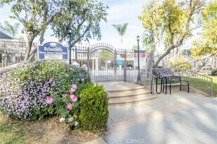 6520 Tampa Ave in Los Angeles, CA - Building Photo