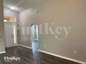 242 Lady Diana Dr in Davenport, FL - Building Photo - Building Photo