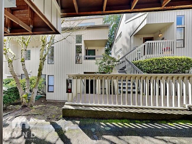 property at 10905 NE 35th Pl