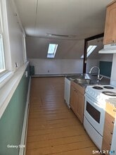 60 Grove St in Clinton, CT - Building Photo - Building Photo