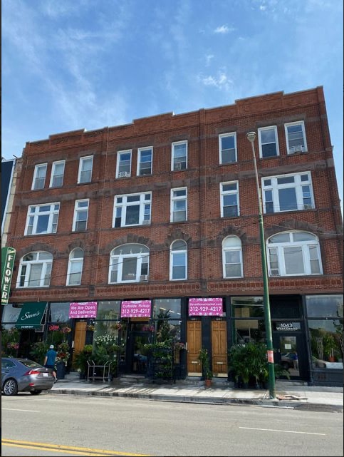 1043 W Grand Ave, Unit 2