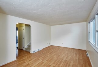 31 Reservoir St in Brockton, MA - Building Photo - Building Photo