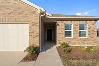 704 Cherry Blossom St in Anna, TX - Building Photo - Building Photo