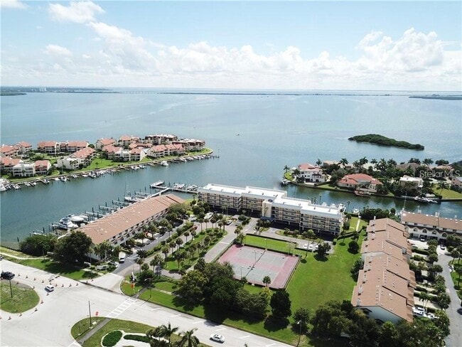 363 Pinellas Bayway S in Tierra Verde, FL - Building Photo - Building Photo