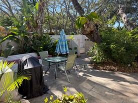 404 Fifteenth St in St. Augustine, FL - Building Photo