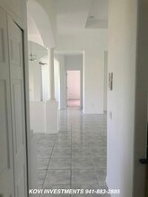 7252 Perennial Rd in North Port, FL - Building Photo - Building Photo