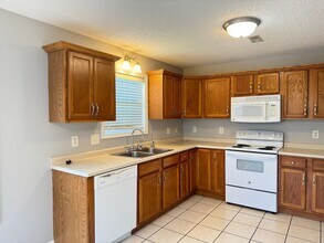 3905 Gaine Dr in Clarksville, TN - Foto de edificio - Building Photo