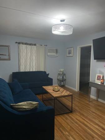 1006 E Elk Ave in Glendale, CA - Building Photo