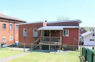 225 W 10th Ave in Tarentum, PA - Building Photo