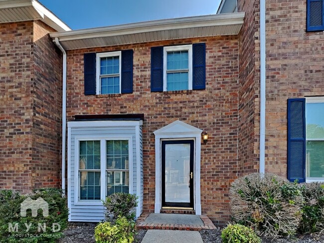 property at 461 Claircrest Dr