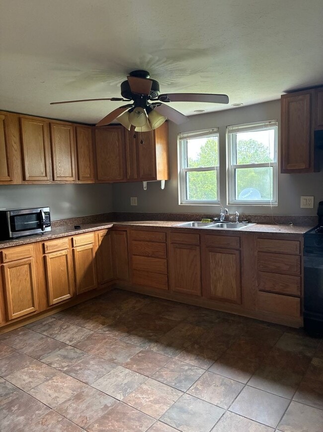 5020 Ghost Hollow Rd in Given, WV - Building Photo - Building Photo