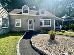 518 Dublin Rd in Southbury, CT - Building Photo - Building Photo