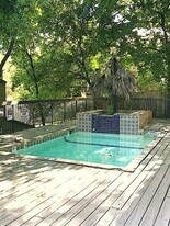 908 Poplar St in Austin, TX - Building Photo
