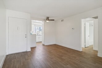 Terre at Creek in Ramona, CA - Building Photo - Building Photo